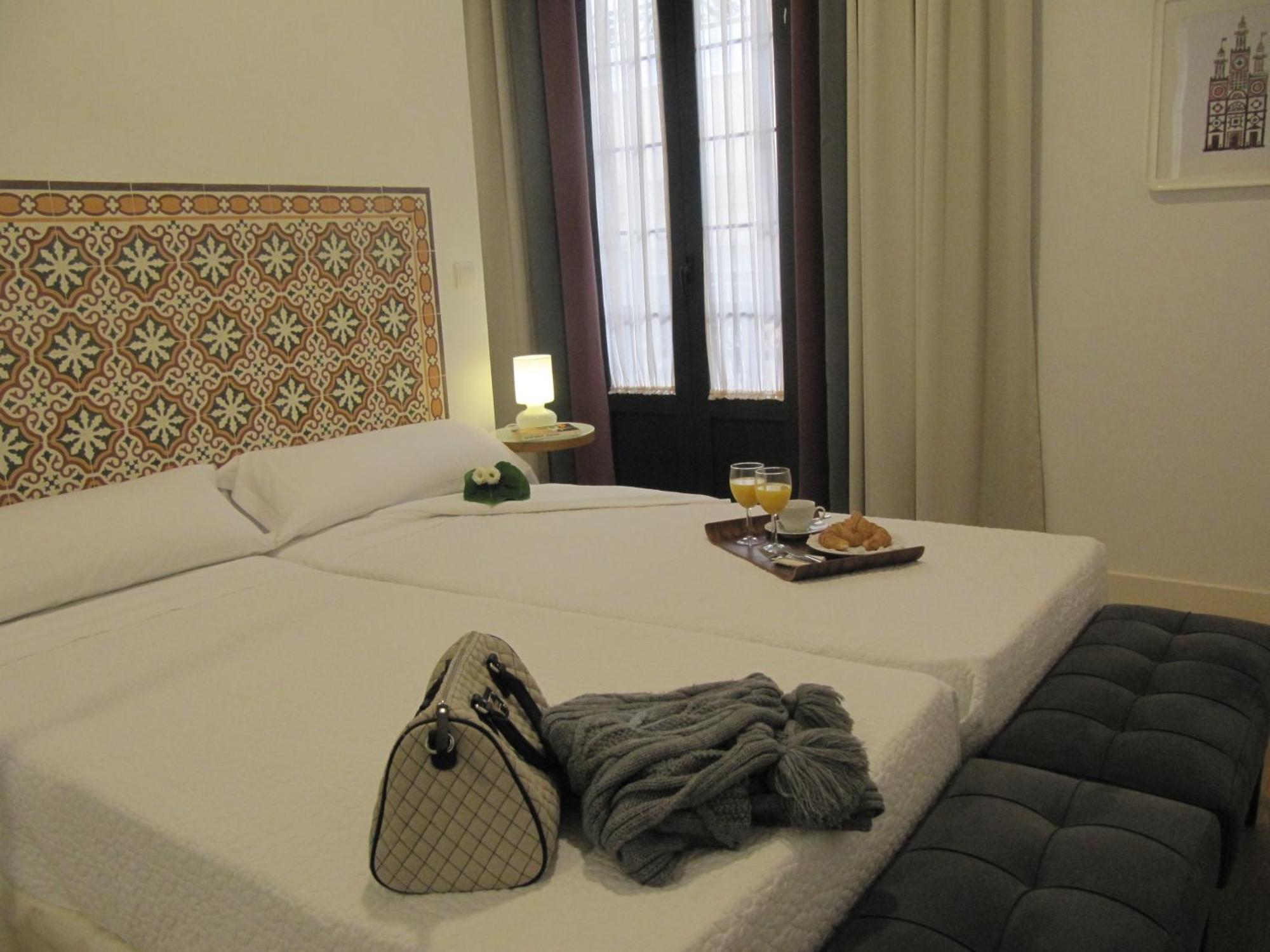 Life Apartments Alberto Lista Sevilla Habitación foto