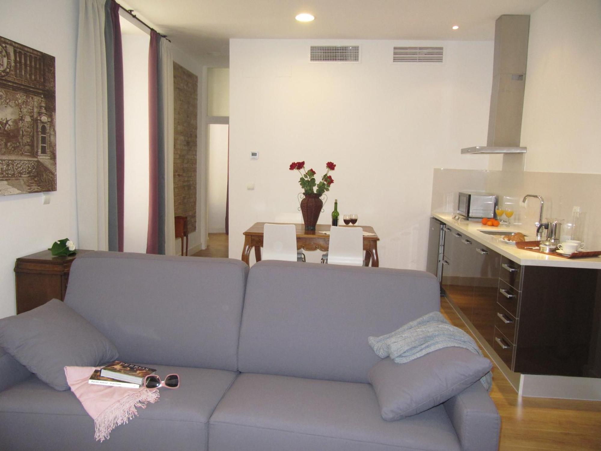 Life Apartments Alberto Lista Sevilla Habitación foto