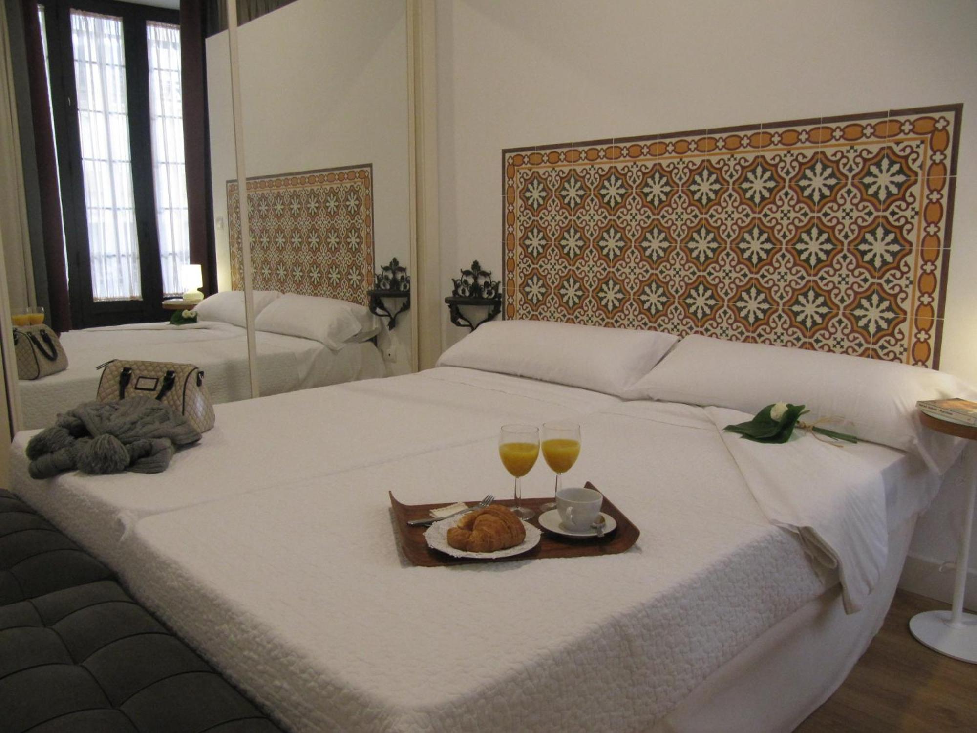 Life Apartments Alberto Lista Sevilla Habitación foto