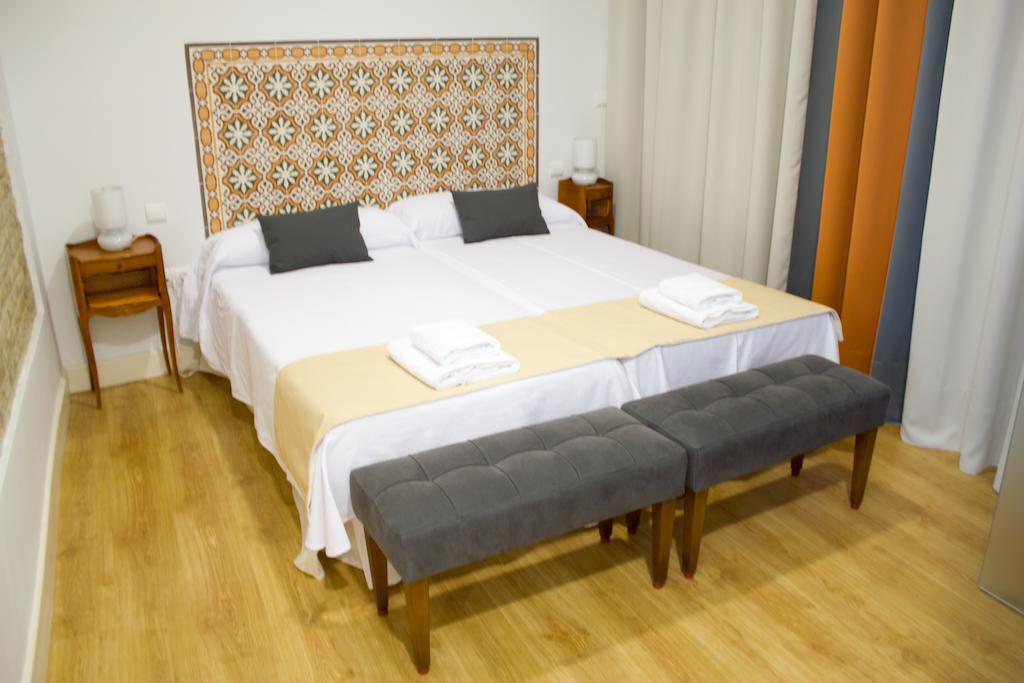 Life Apartments Alberto Lista Sevilla Exterior foto